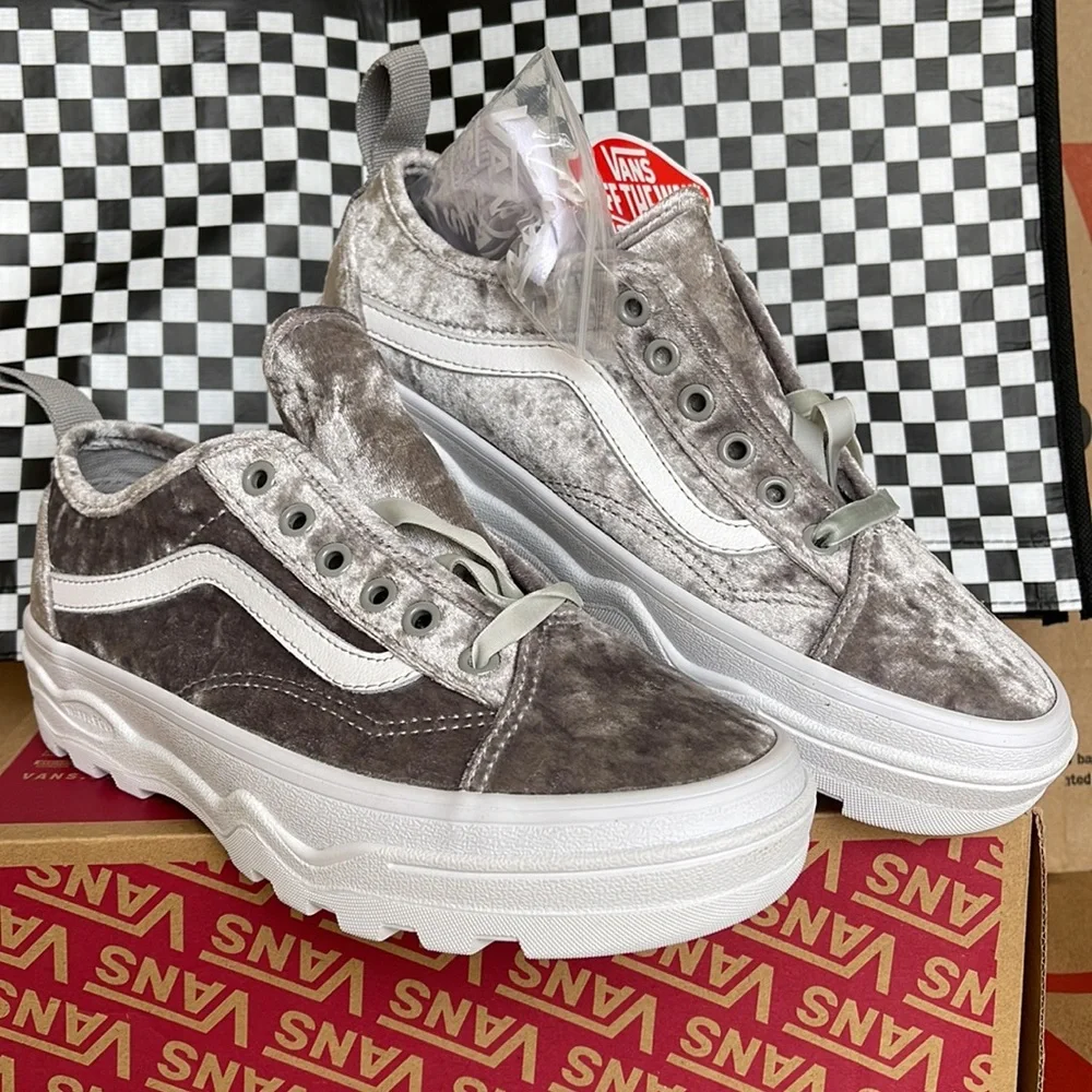 Vans Sentry Old Skool Crushed Velvet Silver/True White WMNS sneakers - Picture 5 of 16